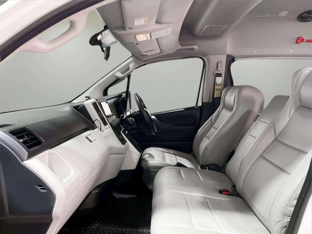 2023 TOYOTA COMMUTER 2.8 [1P2019] - 8