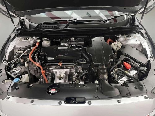 2019-honda-accord-2-0-hybrid-1p2316-slide-thumbnail-9