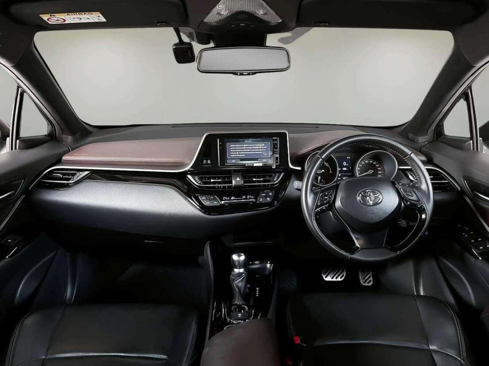 2021 TOYOTA C-HR 1.8 HEV PREMIUM SAFETY [1P2396] - 5