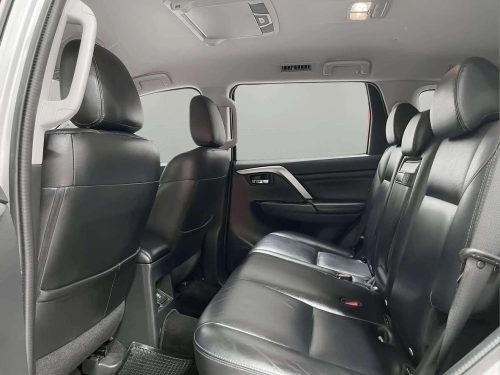 2020-mitsubishi-pajero-sport-2-4-gt-premium-4wd-1p2334-slide-thumbnail-6