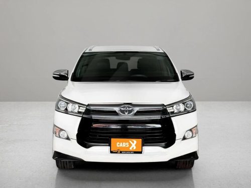 2017-toyota-innova-2-8-crysta-v-1c0009-slide-thumbnail-0