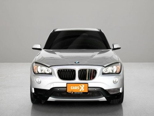 2013-bmw-x1-2-0-sdrive-18i-1p2467v-slide-thumbnail-1