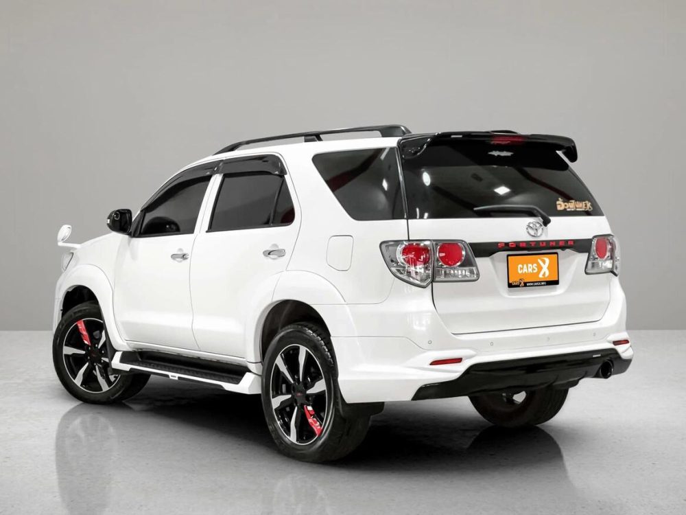 2012 TOYOTA FORTUNER 3.0 V 50th ANNIVERSARY [9P0921V] - 4