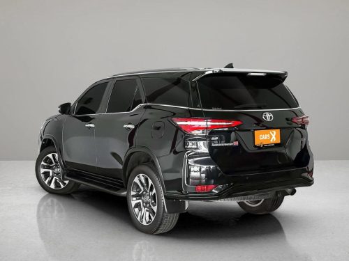 2020-toyota-fortuner-2-8-legender-4wd-1p2465-slide-thumbnail-6