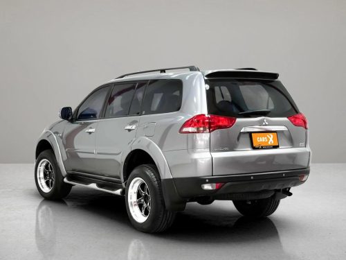 2015-mitsubishi-pajero-sport-2-5-gt-4wd-1p2437-slide-thumbnail-3