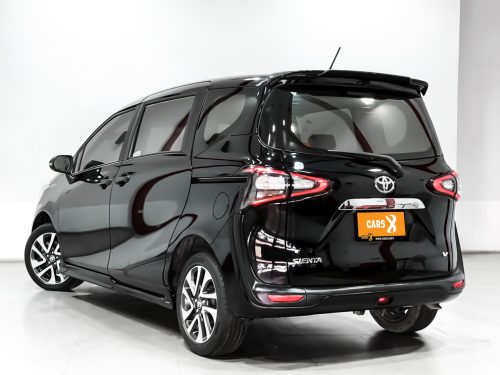 2019-toyota-sienta-1-5-v-1p2477-slide-thumbnail-3