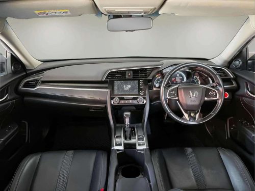 2020-honda-civic-1-8-el-1s1225-slide-thumbnail-4
