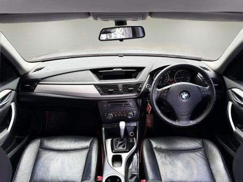 2013-bmw-x1-2-0-sdrive-18i-1p2467v-slide-thumbnail-4