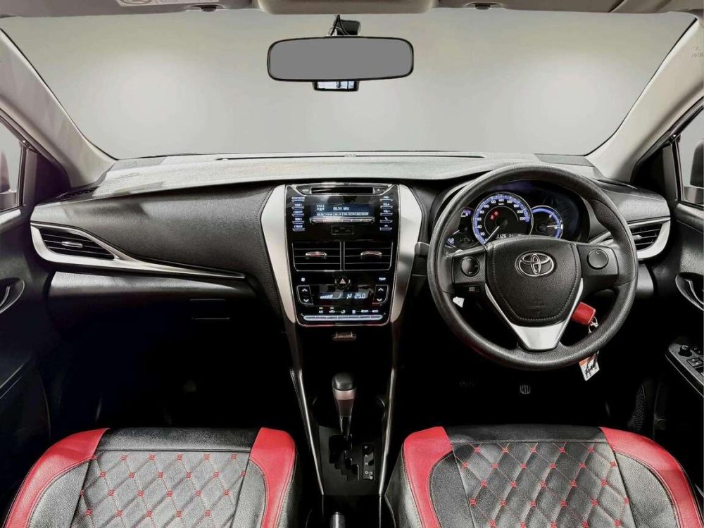 2019 TOYOTA YARIS ATIV 1.2 E [1P2476V] - 6