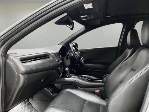 2020-honda-hr-v-1-8-rs-1s1233v-slide-thumbnail-5
