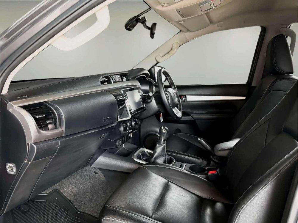 2023 TOYOTA HILUX REVO 2.4 MID PRERUNNER [1C0007] - 5