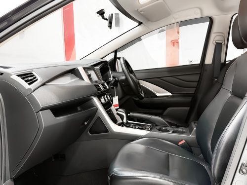 2021-mitsubishi-xpander-1-5-gt-1d0003-slide-thumbnail-4