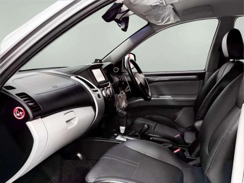 2015-mitsubishi-pajero-sport-2-5-gt-4wd-1p2437-slide-thumbnail-5