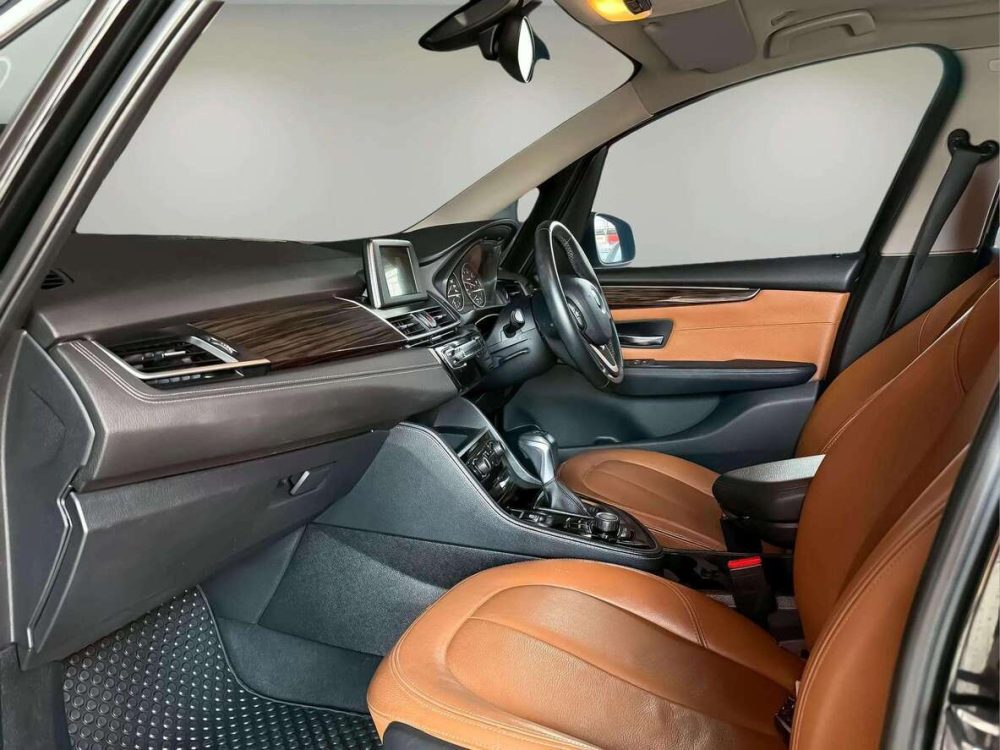 2017 BMW 218I 1.5 GRAND TOURER [1N0036V] - 6