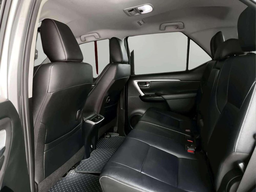 2021 TOYOTA FORTUNER 2.4 V 4WD [1P2433] - 7