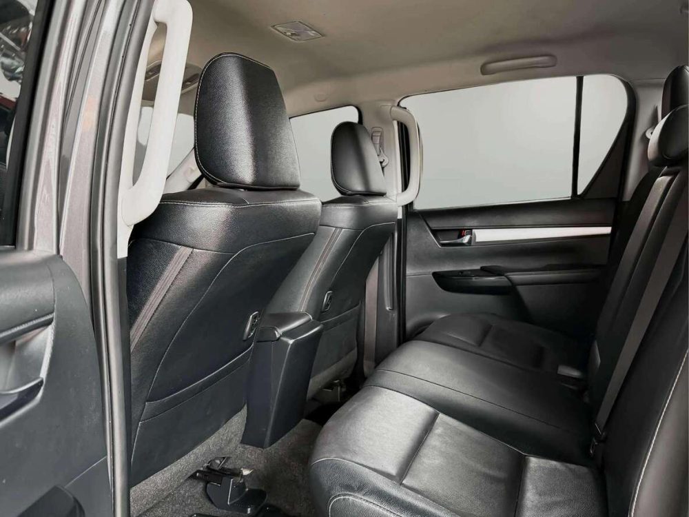 2023 TOYOTA HILUX REVO 2.4 MID PRERUNNER [1C0007] - 6