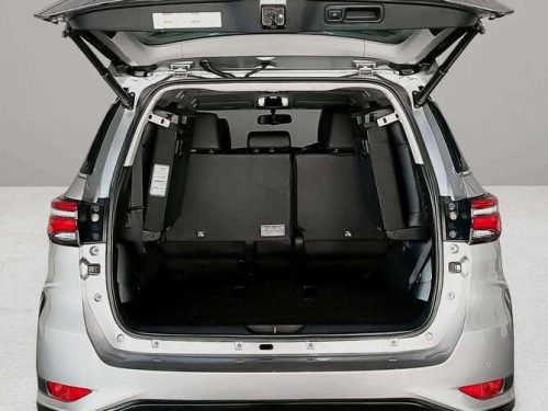 2022-toyota-fortuner-2-4-v-leader-4wd-1p2439-slide-thumbnail-11