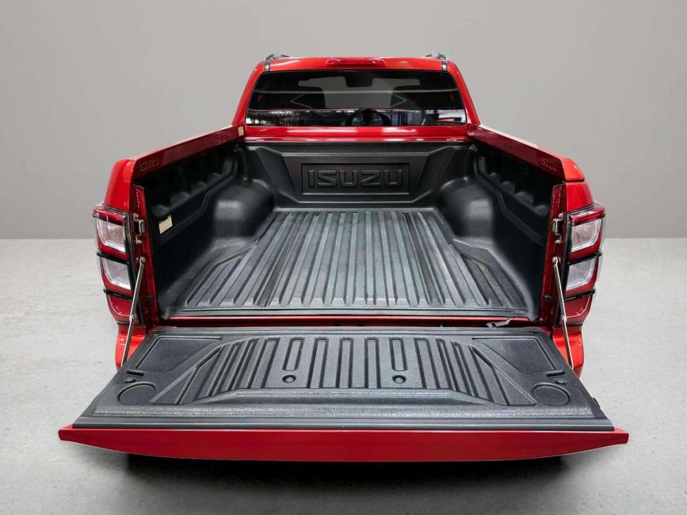 2023 ISUZU D-MAX 3.0 M VCROSS 4WD [1N0039] - 9