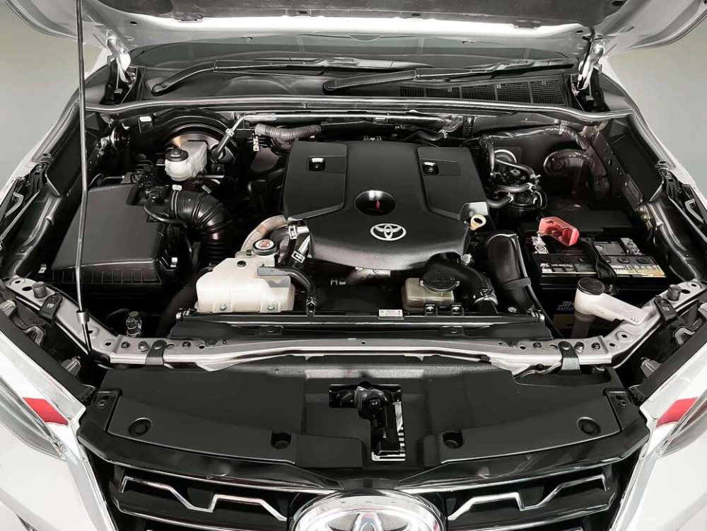 2021 TOYOTA FORTUNER 2.4 V 4WD [1P2433] - 9