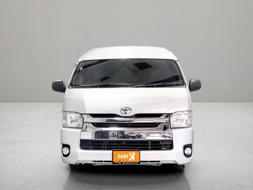 2017-toyota-commuter-3-0-d4d-1p2484v-slide-thumbnail-0