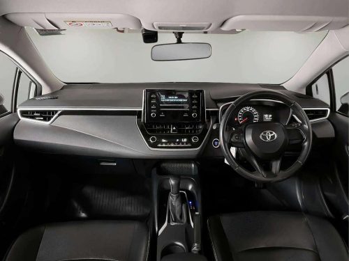 2020-toyota-corolla-altis-1-6-g-1c0037-slide-thumbnail-4