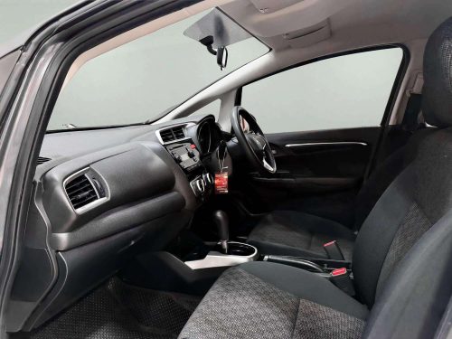 2016-honda-jazz-1-5-s-1p2555v-slide-thumbnail-5