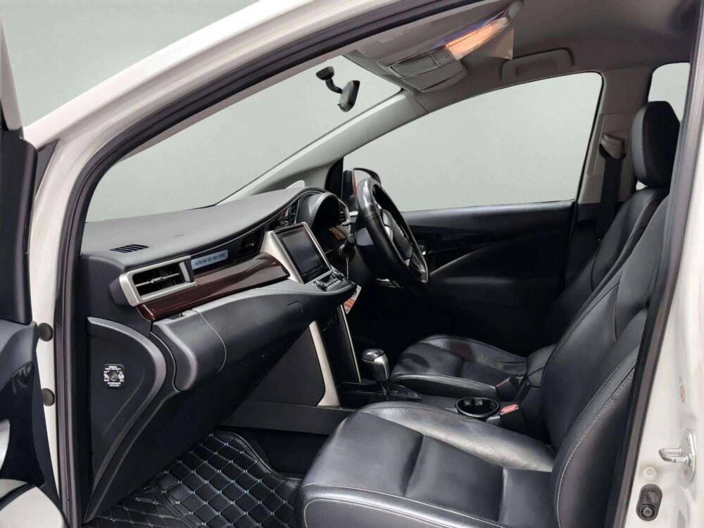 2017 TOYOTA INNOVA 2.8 V CRYSTA [1C0041V] - 6