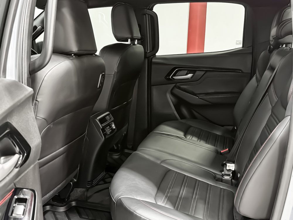 D-MAX 1.9 X-SERIES HI-LANDER CAB-4 [1N0042] - 7