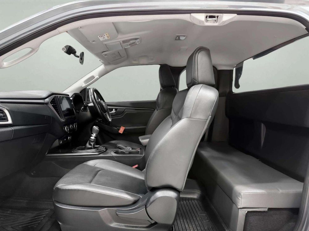 2021 ISUZU D-MAX 3.0 Z VCROSS 4WD [1N0045V] - 6