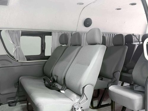 2017-toyota-commuter-3-0-d4d-1p2484v-slide-thumbnail-6