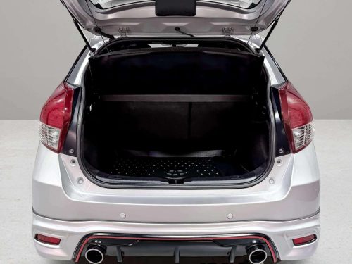 2016-toyota-yaris-1-2-g-1n0046v-slide-thumbnail-7