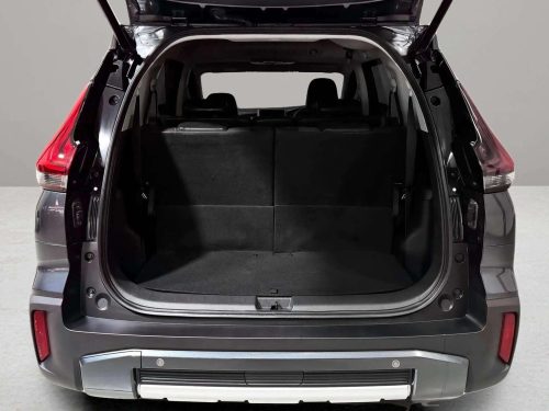 2020-mitsubishi-xpander-cross-1-5-1p2560v-slide-thumbnail-6