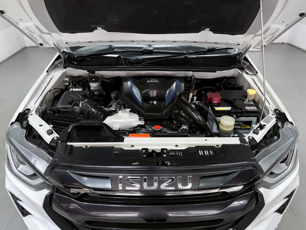 2023 ISUZU D-MAX 3.0 M VCROSS 4WD [1C0027] - 9