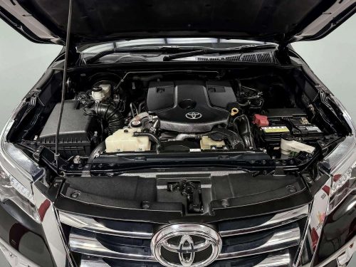 2021-toyota-fortuner-2-4-v-1a0007v-slide-thumbnail-8
