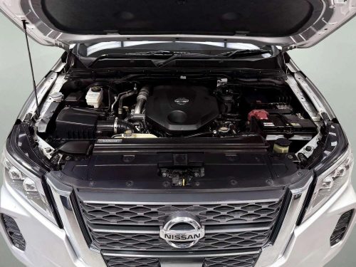 2021-nissan-navara-2-3-vl-4wd-1p2544-slide-thumbnail-8