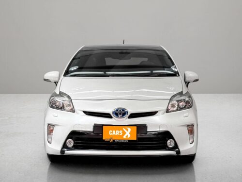 2014-toyota-prius-1-8-hybrid-top-grade-1s1258v-slide-thumbnail-0