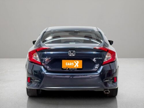 2018-honda-civic-1-8-el-1n0052v-slide-thumbnail-1