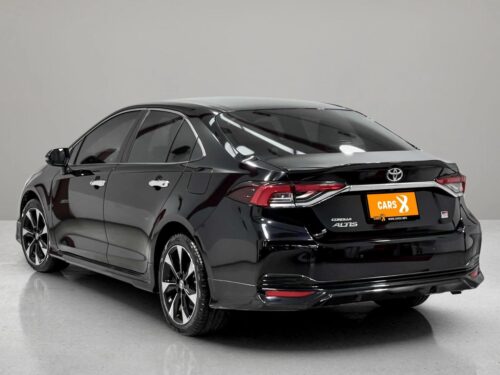 2019-toyota-corolla-altis-1-8-gr-sport-1d0031-slide-thumbnail-2