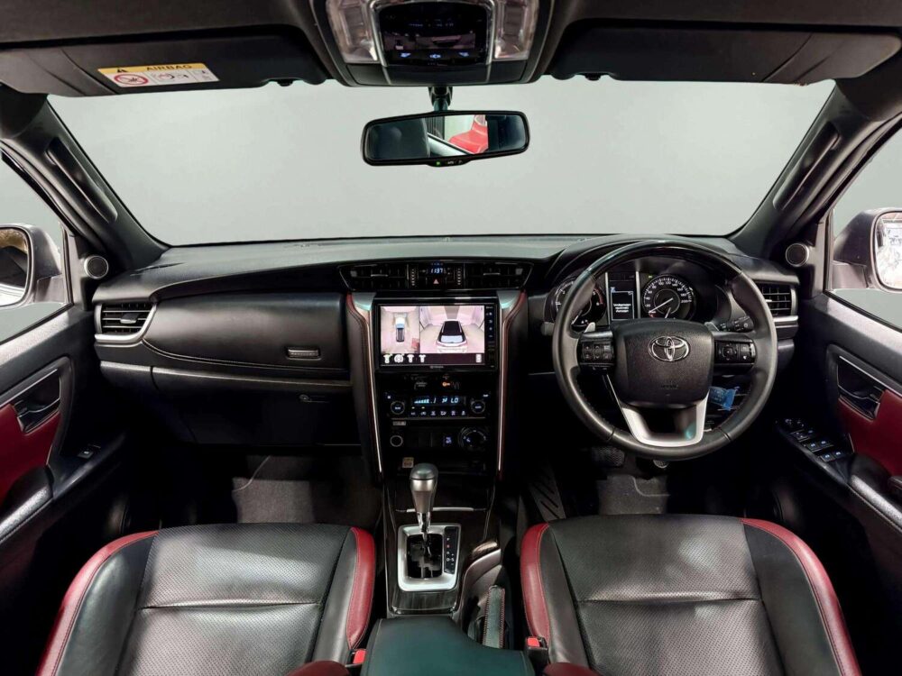2021 TOYOTA FORTUNER 2.4 LEGENDER 4WD [1D0021V] - 4