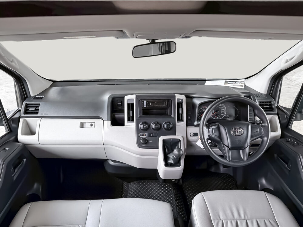 2020 TOYOTA COMMUTER 2.8 [1P2260] - 4