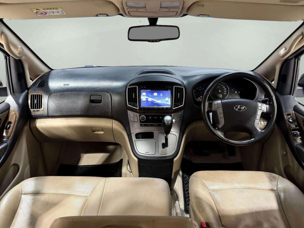 HYUNDAI H-1 2.5 DELUXE [1P2554] - 4