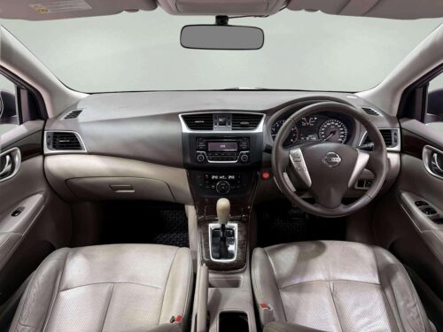 2017-nissan-sylphy-1-6-v-1t0013-slide-thumbnail-3
