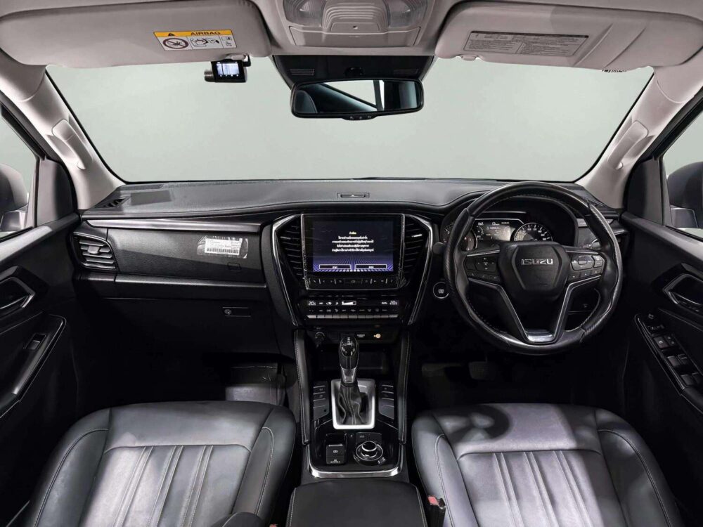 2024 ISUZU MU-X 3.0 ULTIMATE 4WD (PHANTOM COLLECTION) [1C0043] - 4