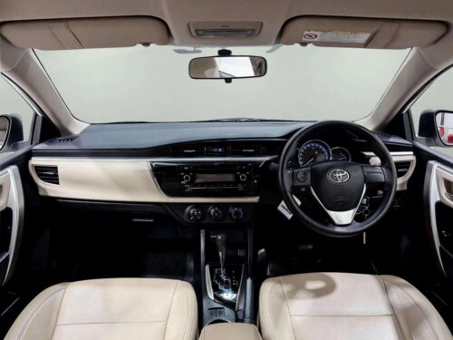 toyota-corolla-altis-1-8-e-1p2595-slide-thumbnail-3