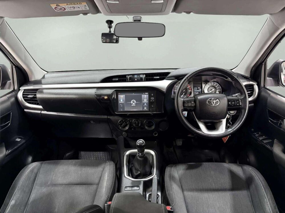 2021 TOYOTA HILUX REVO 2.4 Z EDITION MID [1D0032] - 4