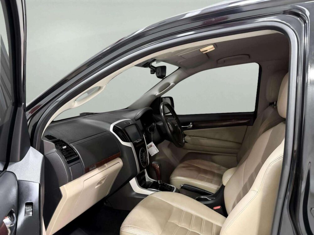 2017 ISUZU MU-X 1.9 DVD DA Navi [1P2585] - 5