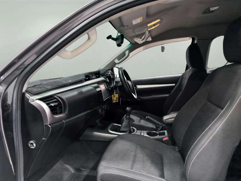 2020 TOYOTA HILUX REVO 2.4 E PLUS PRERUNNER [1A0028V] - 5