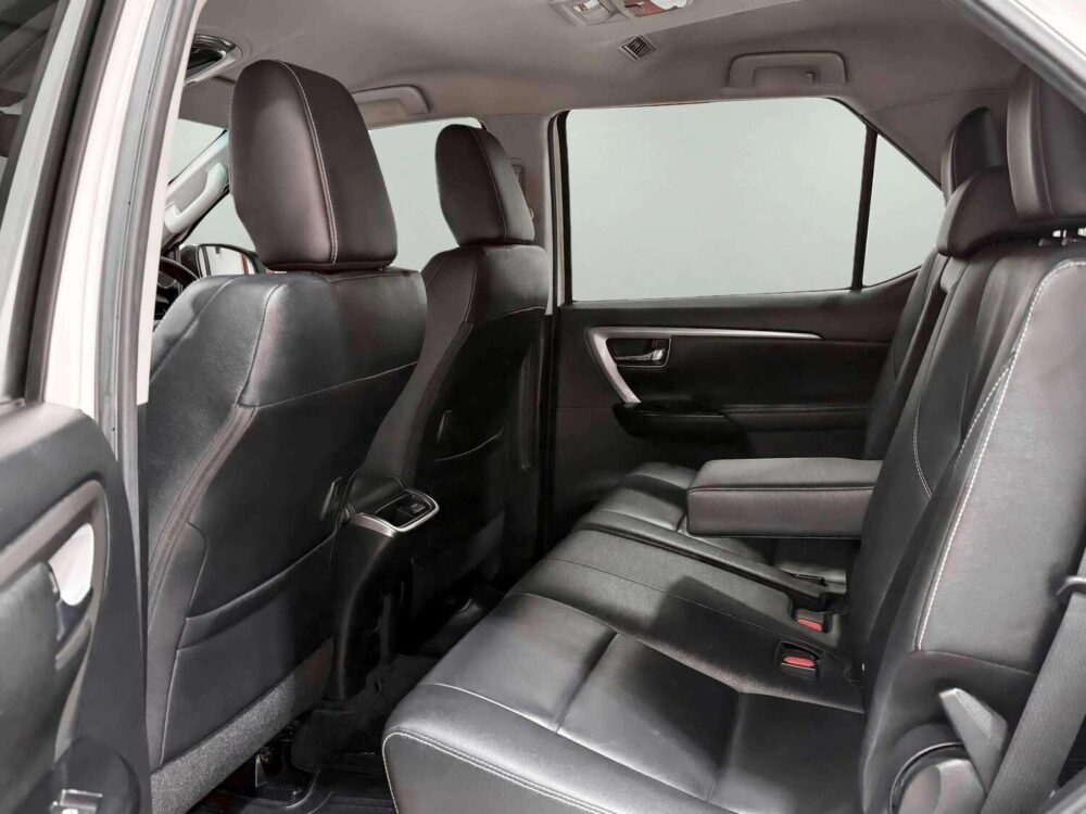 2021 TOYOTA FORTUNER 2.4 V [1D0018] - 5