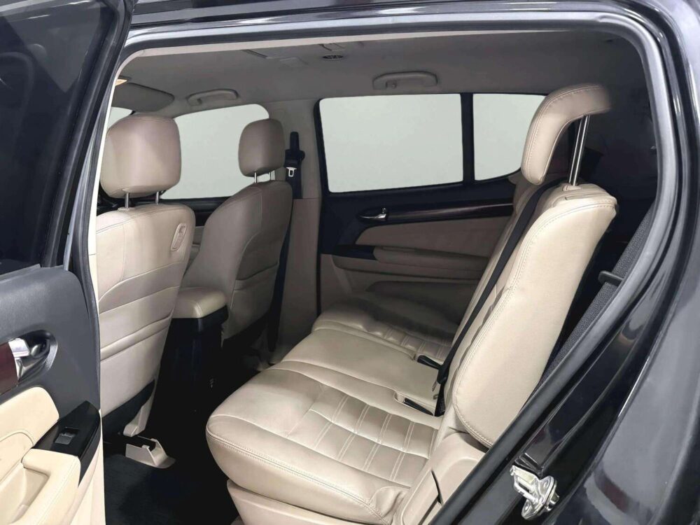 2017 ISUZU MU-X 1.9 DVD DA Navi [1P2585] - 6