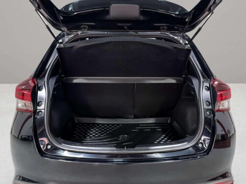 2020-toyota-yaris-1-2-mid-1t0014-slide-thumbnail-6